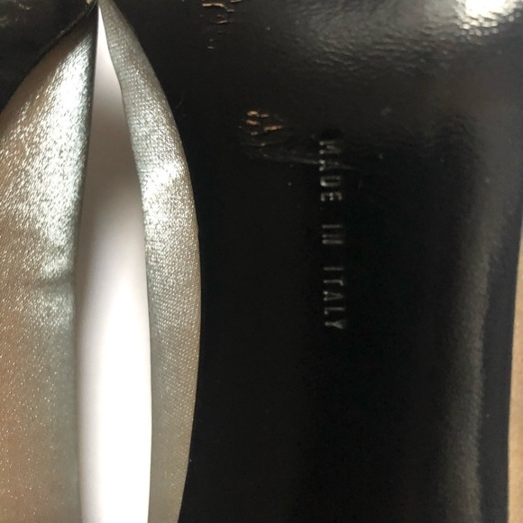 Salvatore Ferragamo Vintage Gold Satin Pumps Size 9AA Made in Italy Heels - Picture 9 of 11